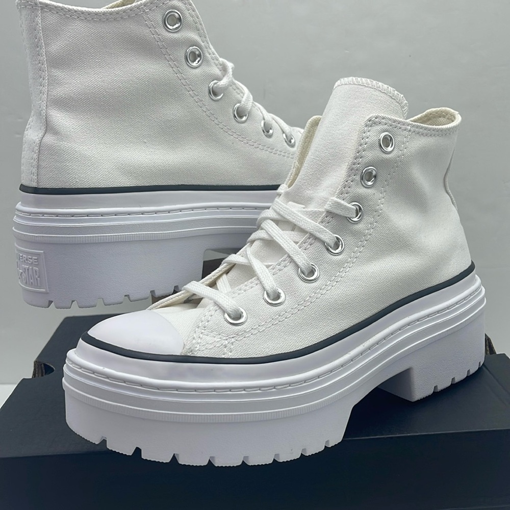 Converse WMNS High-Top Platform Sneakers A10364C
CTAS LUGGED HEEL HI WHITE/BLACK - Picture 10 of 16